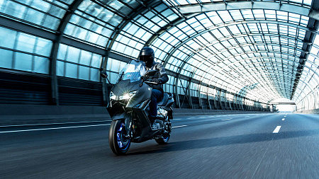 Мотоцикл Yamaha TMAX